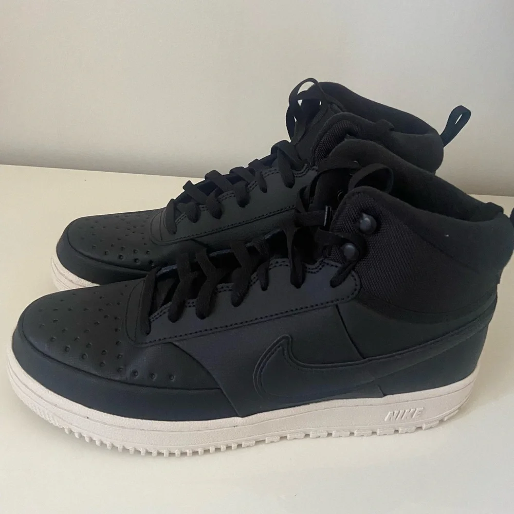 NIB Nike Court Vision Mid Black Phantom Mens Sneakers Size 10 DR7882 002